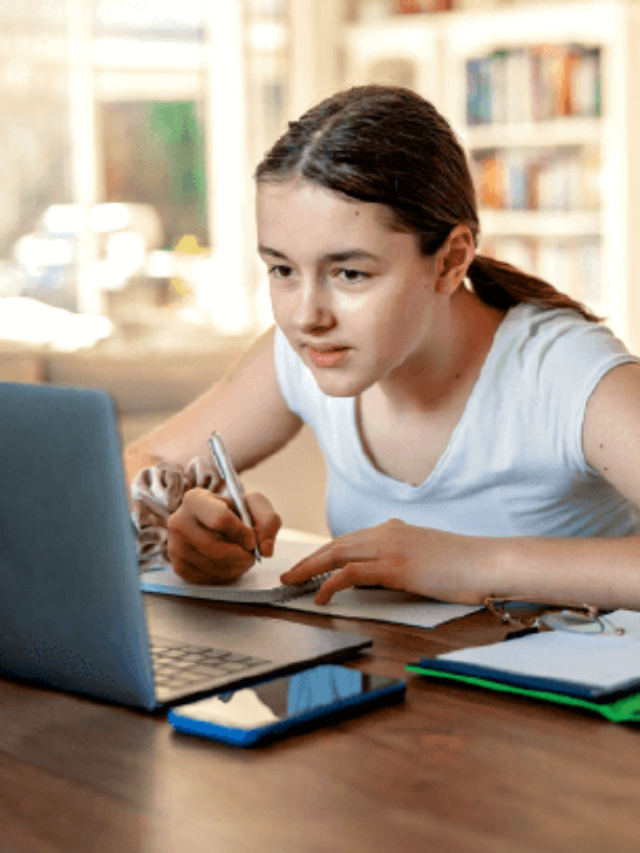 Read more about the article एग्जाम में बनें नंबर-1, लाएं 99% मार्क्स | Self Study Tips in Hindi